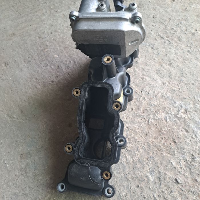 Коллектор впускной Audi Q7
3.0TDI