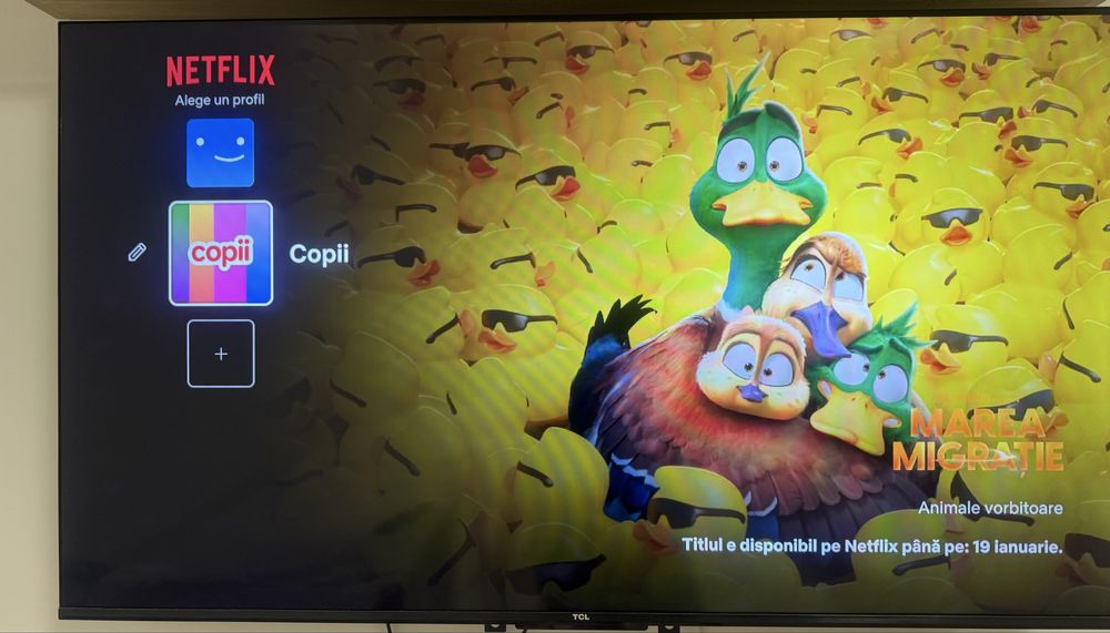 Televizor T CL LED 4K UHD