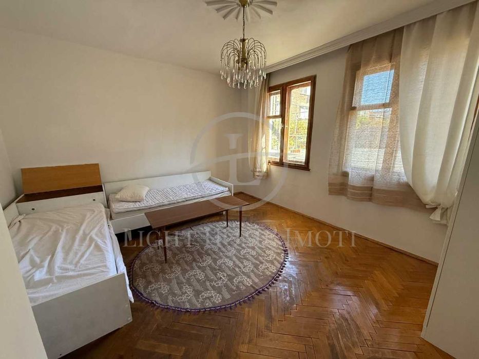 Продава се Тристаен апартамент в Пловдив, Кючук Париж - 178 кв.м за 1096 €/кв.м - Снимка #9