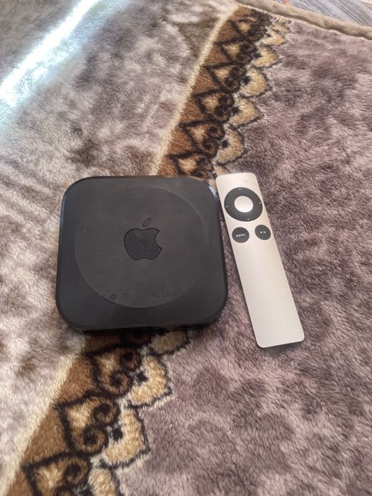 Продаю apple tv