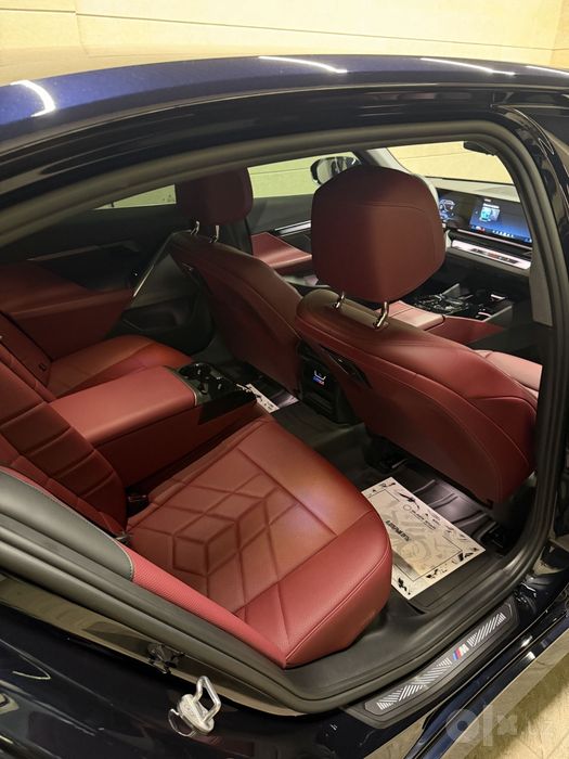 BMW i5 eDrive35L  Насия. савдога. берилади