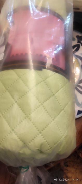 Lenjerii de pat noi , alb, bumbac 100% creponat