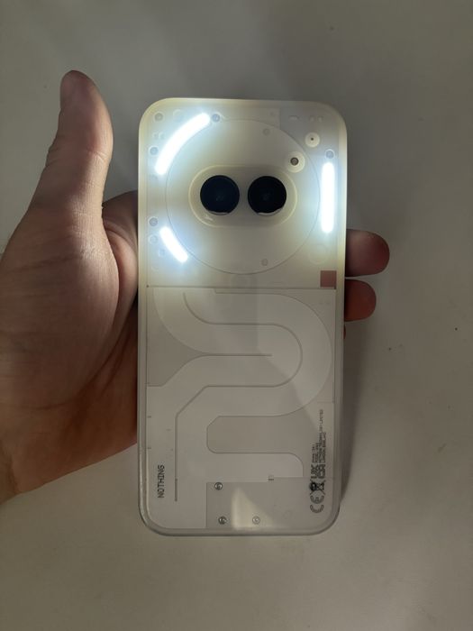 Продам Nothing Phone 2a