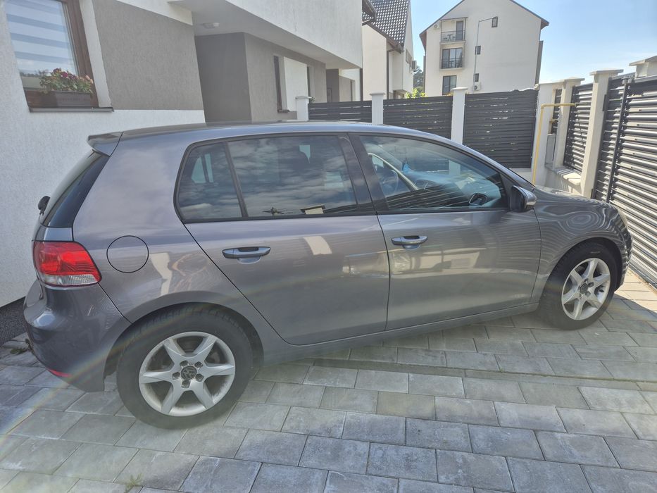 Volkswagen Golf 6 2.0 TDI 110 CP