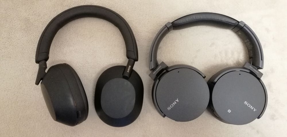 !! Ocazie.Vand casti Sony WH-1000XM5 si Sony MDR-XB950N1
