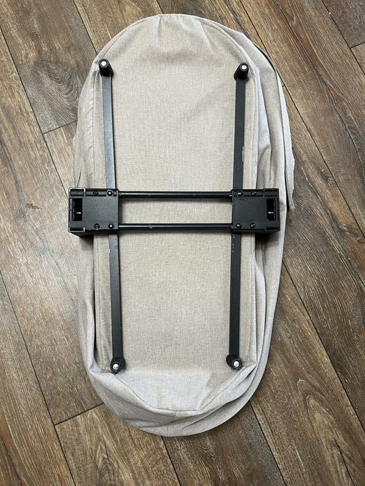 Продам коляску 2 в 1