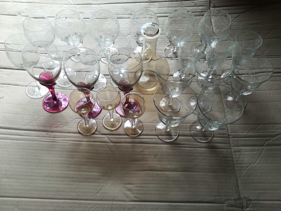 Seturi pahare pret 100 ron toate