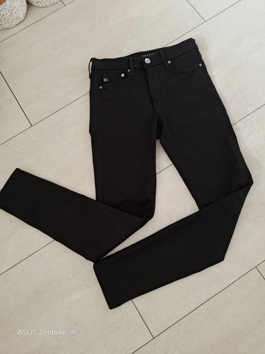 Дамски дънки XS размер