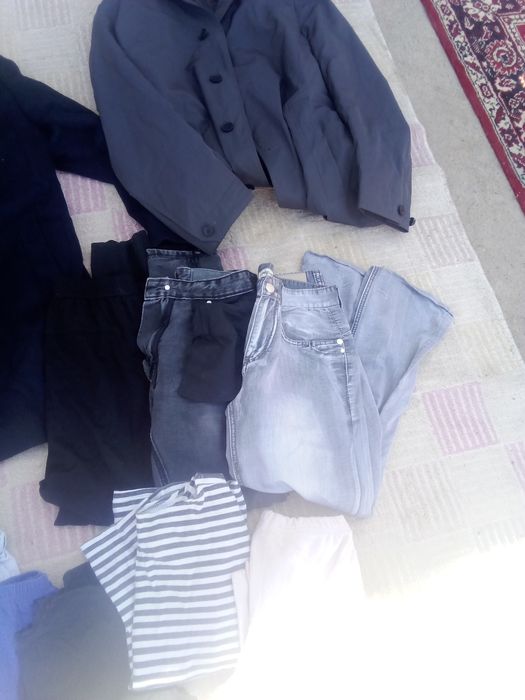 На мужчину и мальчика