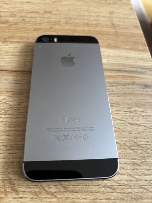 Iphone 5s два броя 32 GB