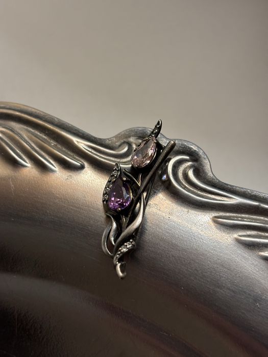 Брошь Красная пресня