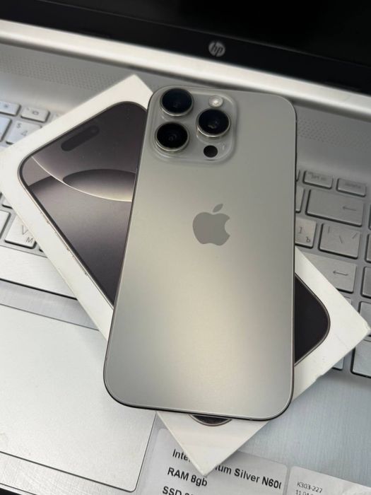 Apple iphone 16 pro