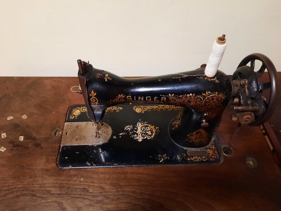 Masina de cusut singer