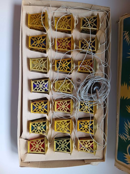 Instalatie pom de crăciun, veche de colectie, Perioada comunista RSR