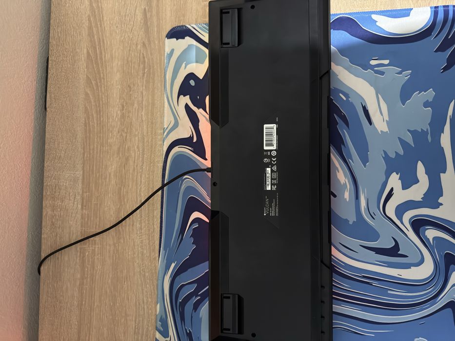 Клавиатура Roccat Vulcan Pro