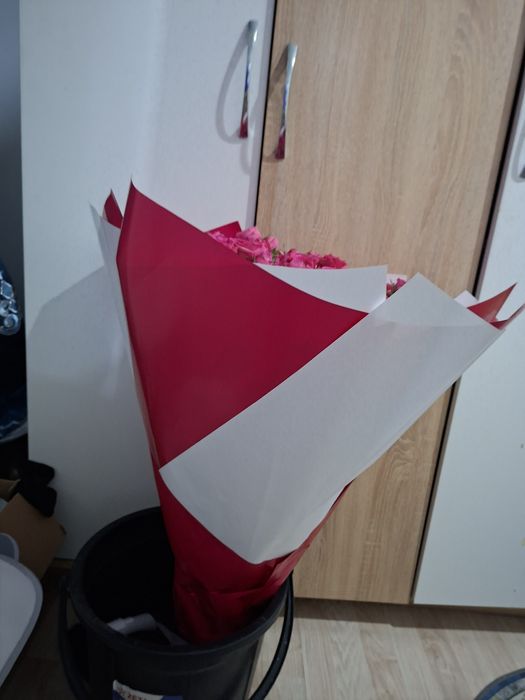 Цветы розы 101 штук