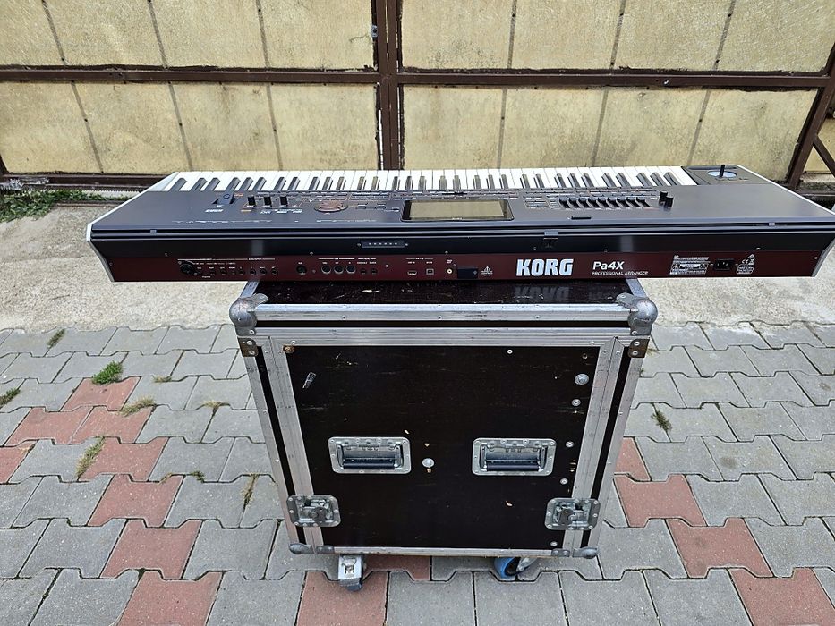 Vand Korg pa4x pro