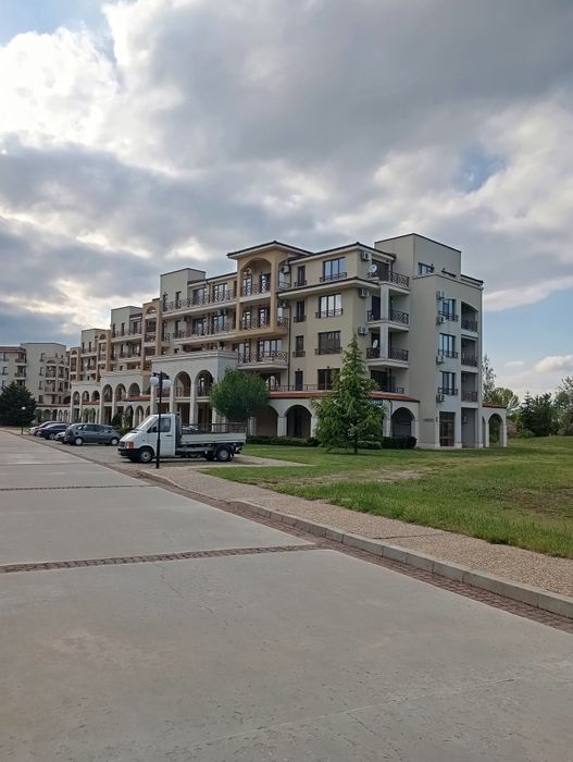 Двустаен апартанент в голф игрището на Балчик-от собственик