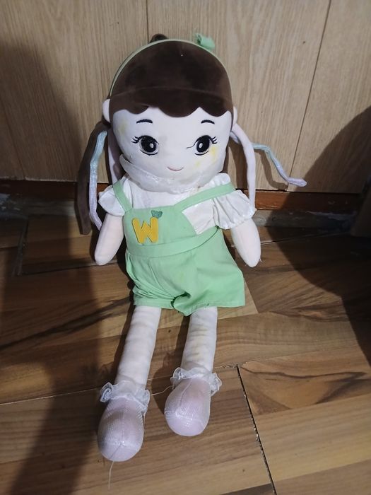 Продаются игрушки на фото