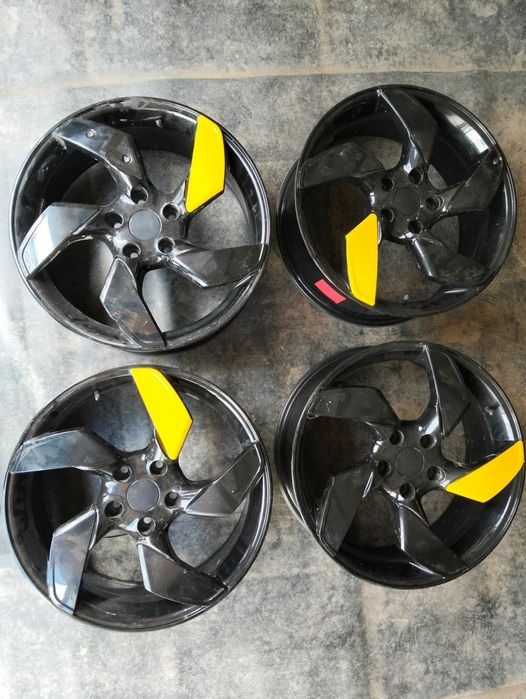 Продам диски на авто