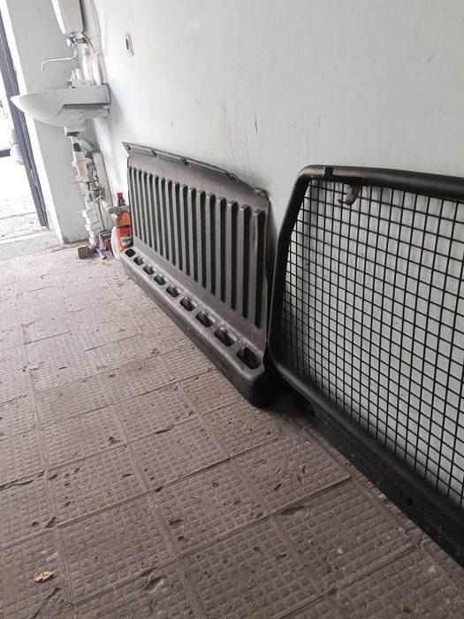 Преграда за Ситроен Берлинго/Пежо Партнер