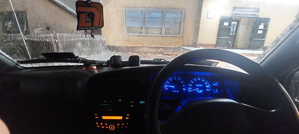 Продам toyota hilux surf