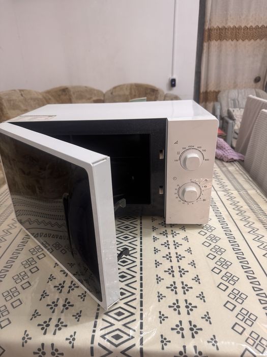 Микроволновка SAMSUNG