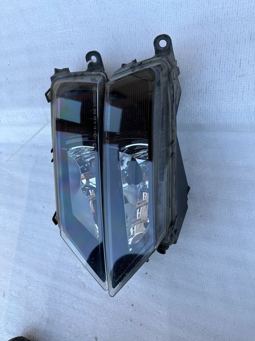 Proiectoare vw tiguan.cod:5na941699.b.5na941700.b.