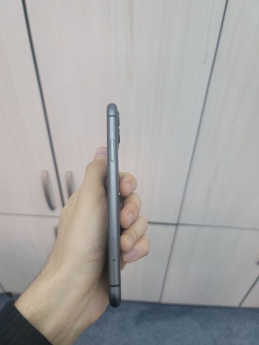 IPhone 11 qora 64gb