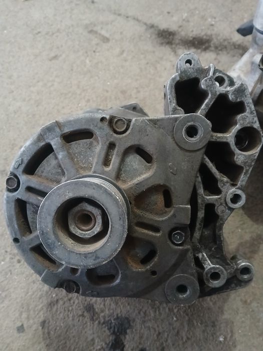 Генератор ауди 3х летровый звоните торг есть