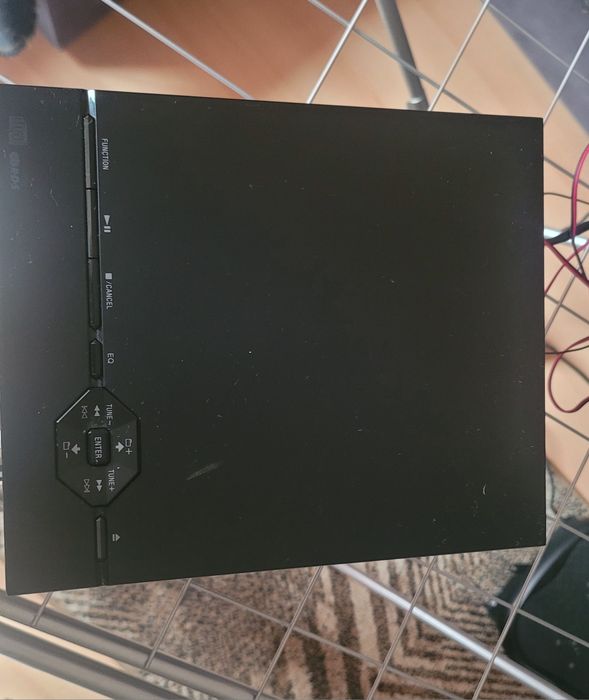Продавам мини уредба Sony