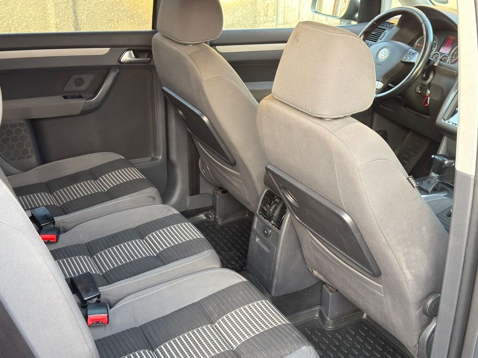 Touran DSG 2009 2.0 TDI