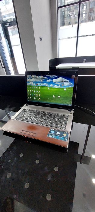 Ноутбук ASUS U33Jc Bamboo
