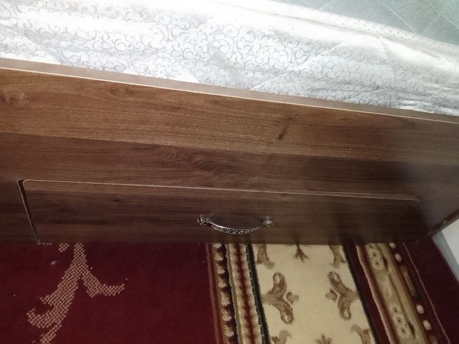 Кровать двухспальная