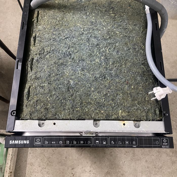 Посудомойка Самсунг встроенная