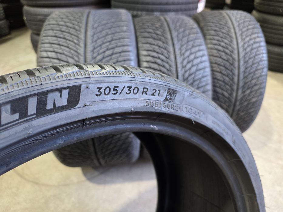 305/30/21//245/35/20 MICHELIN