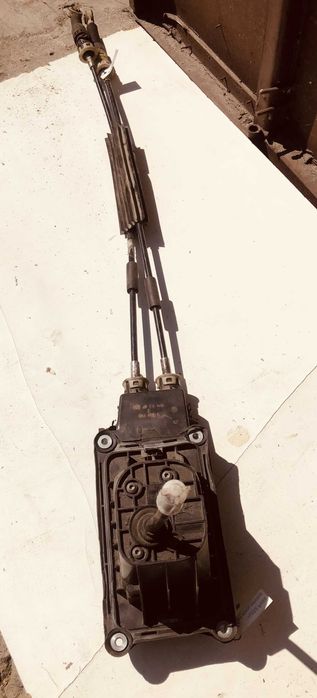 Скоростен лост Nissan note 1.4i 88hp 2007г