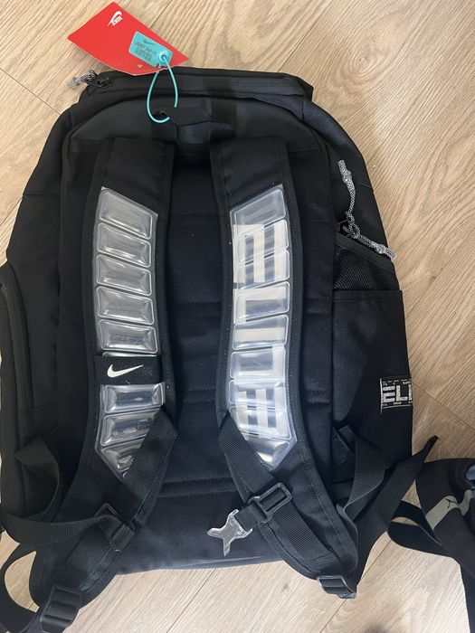 Nike elite bag