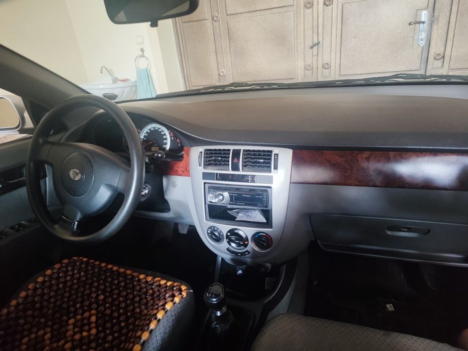 Lasetti 1.8 naqd