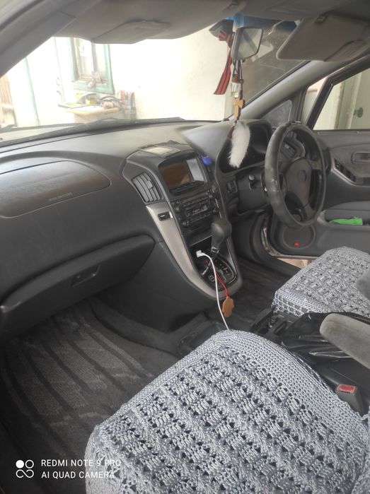 Продам Toyota harrier