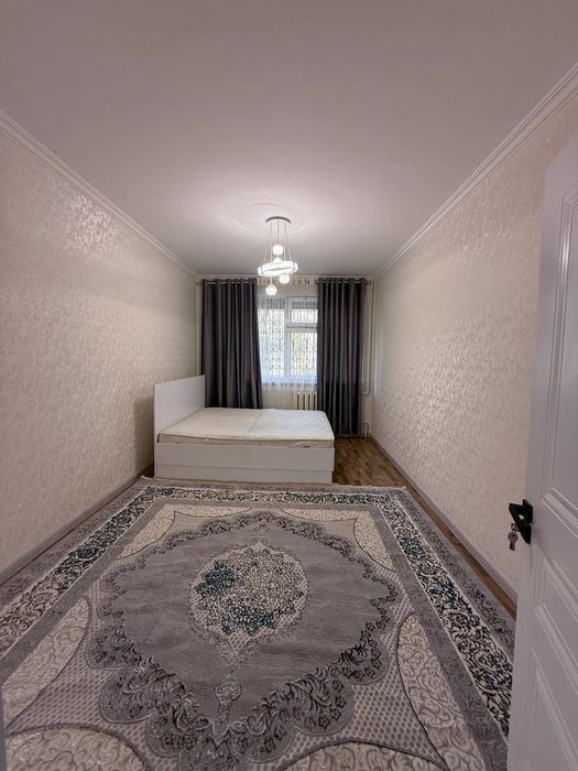 Продаются 2х комнатная квартира на 2 этаже Зеркалка Чиланзар 13