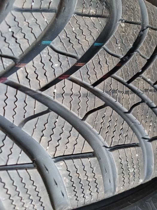 Гуми 205/60/16 Семперит