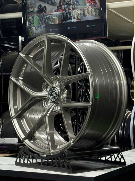 Продам диски на 19