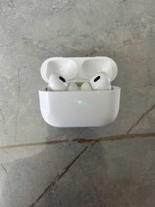 Продаю наушники AirPods pro 2
