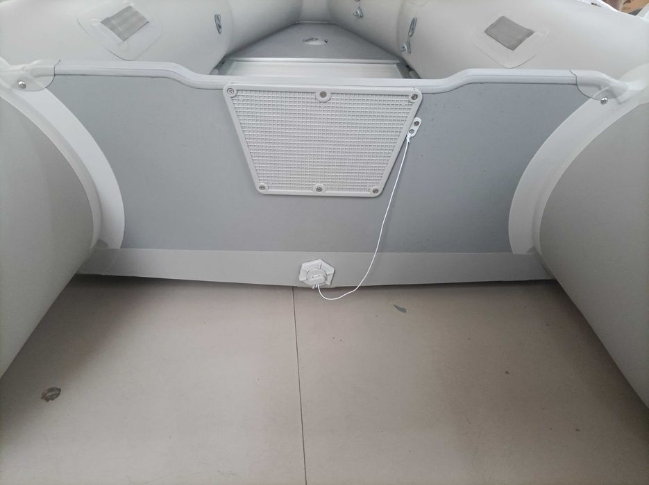 Barca Gonflabila 270cm Visoli cu podina din aluminiu si chila V