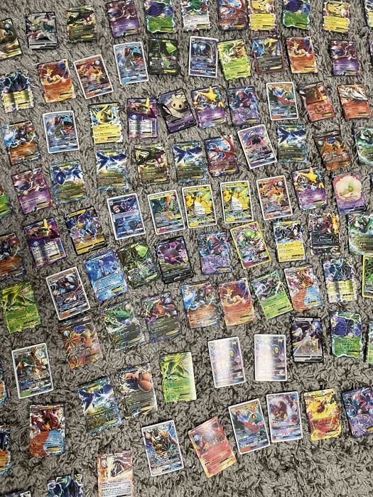 Colectie de carti Pokemon