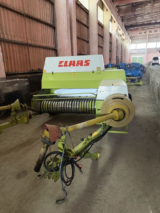 Claas markant 65 sotiladi Claas