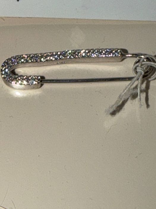 Swarovski кольцо 17-18 раз. из белых страз.Брошь 925 Серебро.