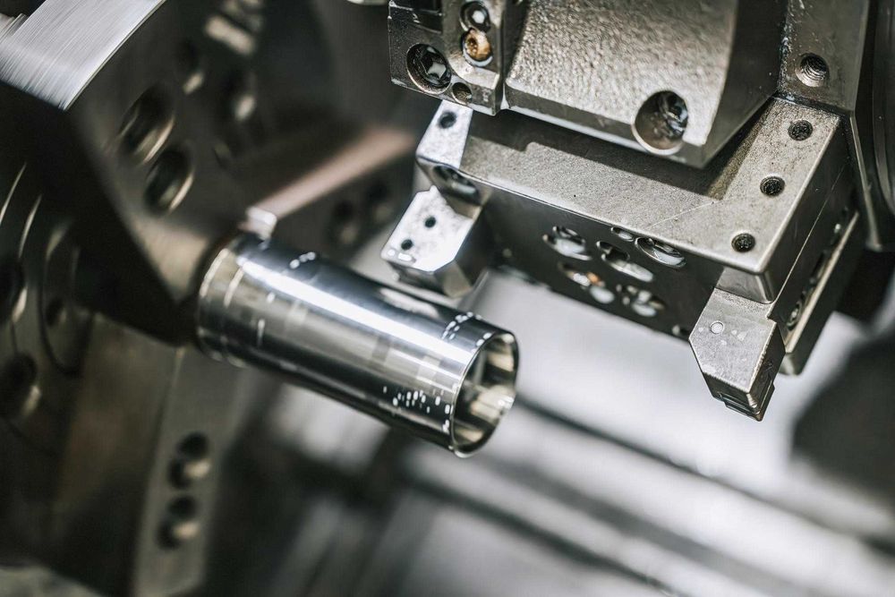 Servicii profesionale de strung, freză, pinioane, roți dințate