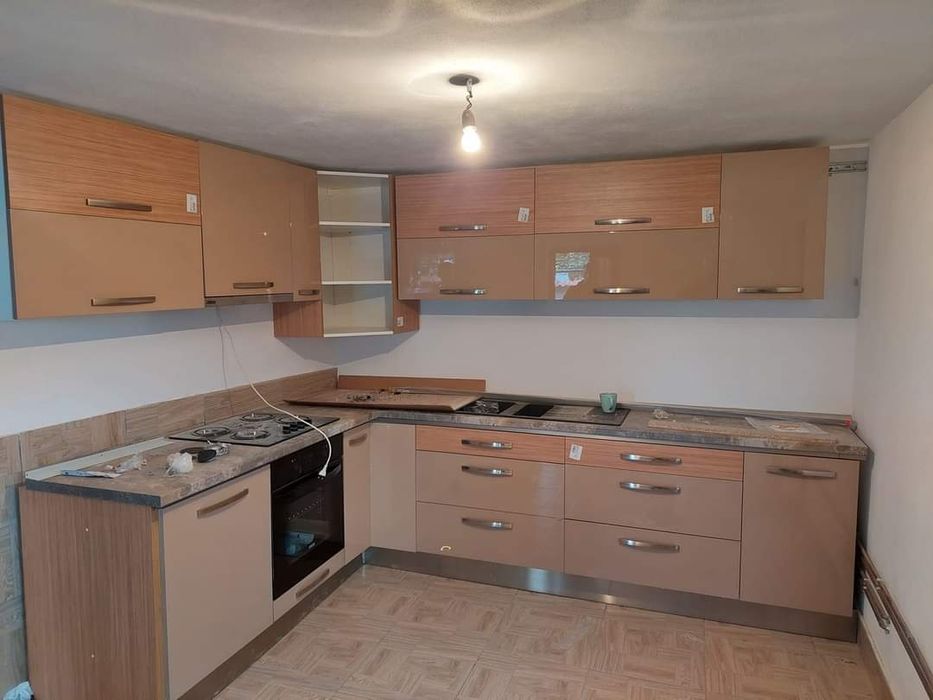 Montaj mobila și asamblare